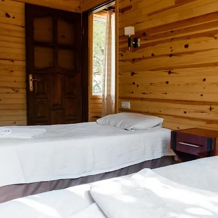 Village Garden 安塔利亚