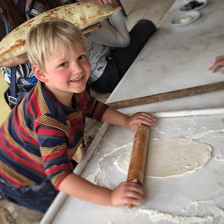 Village Garden Проживание в семье *