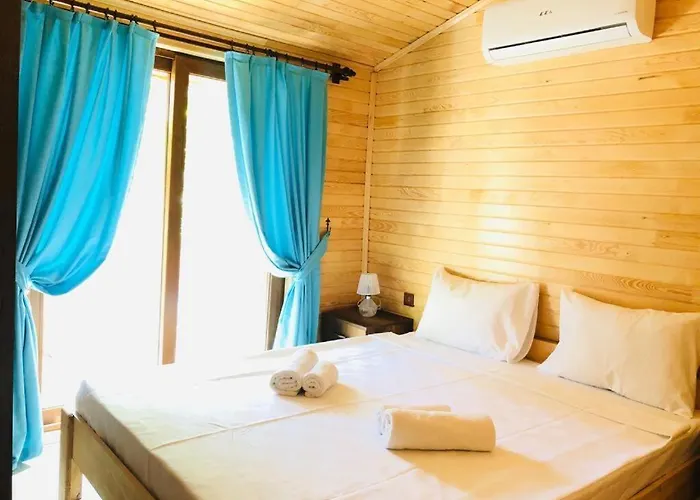 Village Garden ホームステイ *