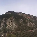 Δωμάτια σε οικογενειακή κατοικία Village Garden Αττάλεια